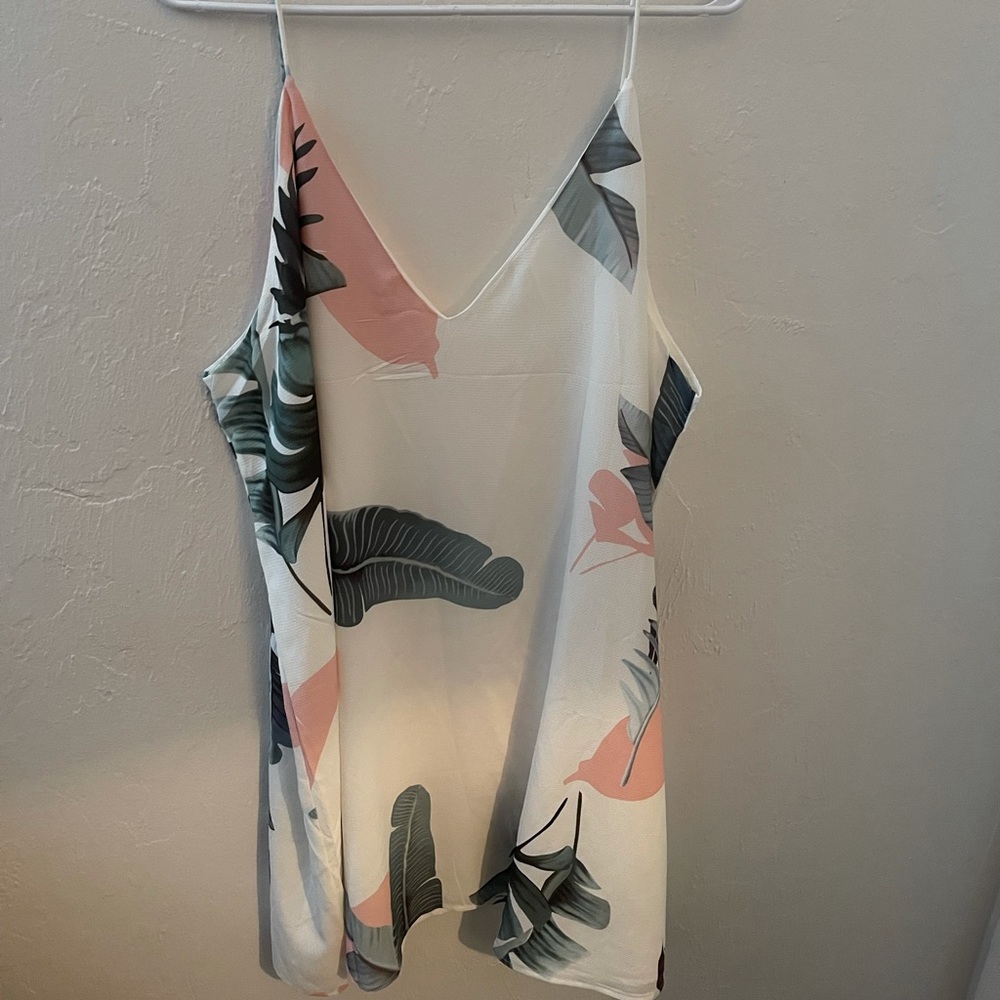 NWOT SHEIN White Floral Strappy Shift Dress